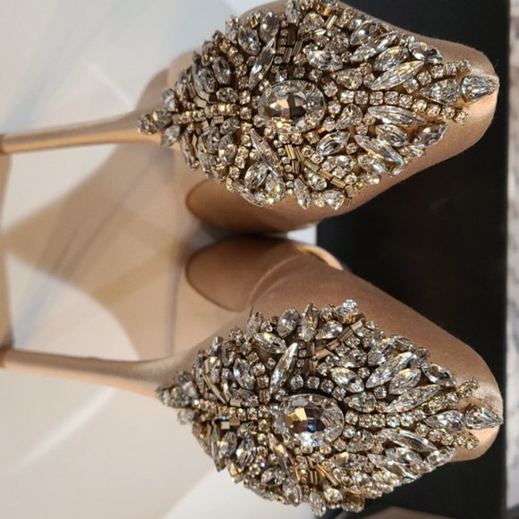 Badgley Mischka Kiara Embellished Evening Pumps -9 - Picture 8 of 8